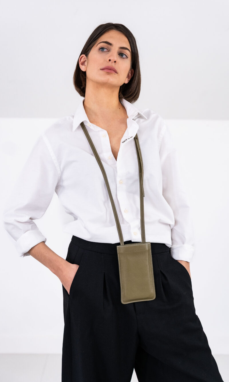 ARCHIVE. La pochette portable